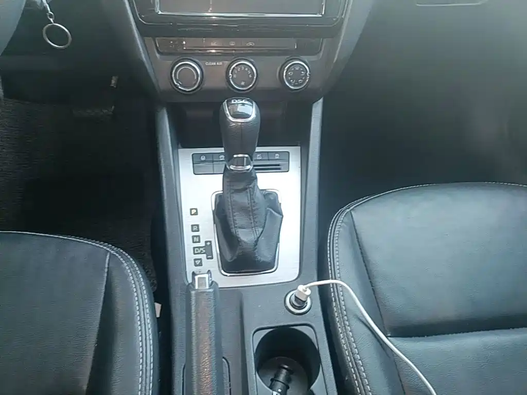 Skoda Octavia — миниатюра 14