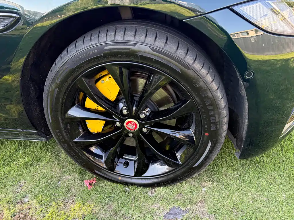 Jaguar XFL — миниатюра 18