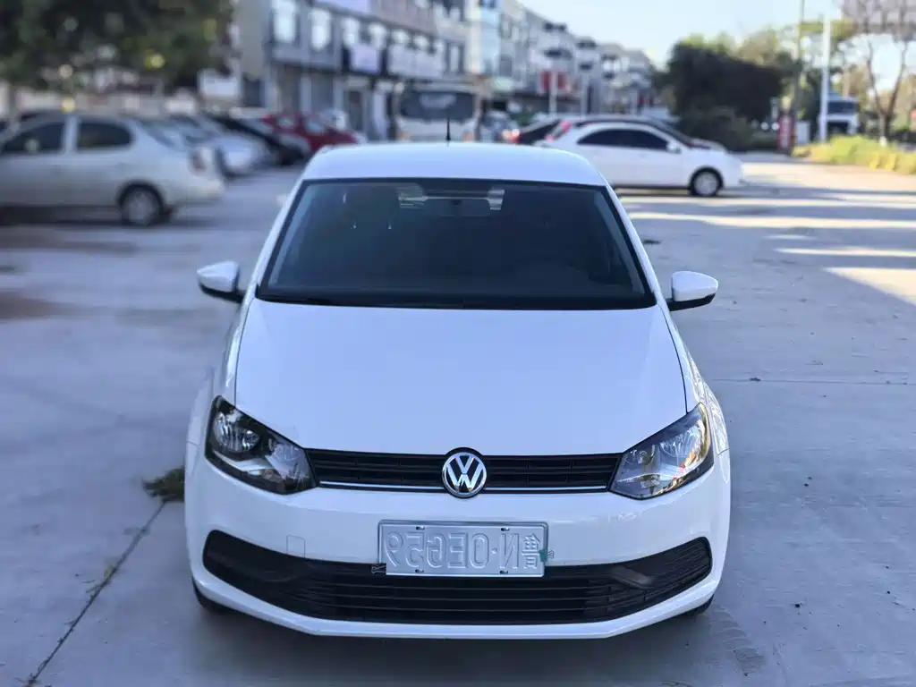 Volkswagen Polo — миниатюра 2