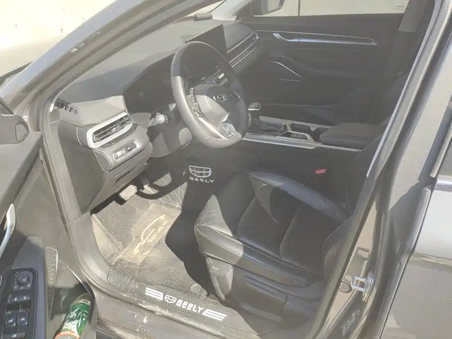 Geely Emgrand — миниатюра 9