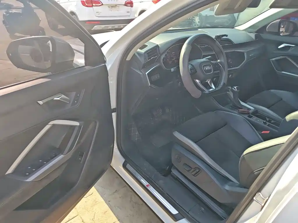 Audi Q3 — миниатюра 16