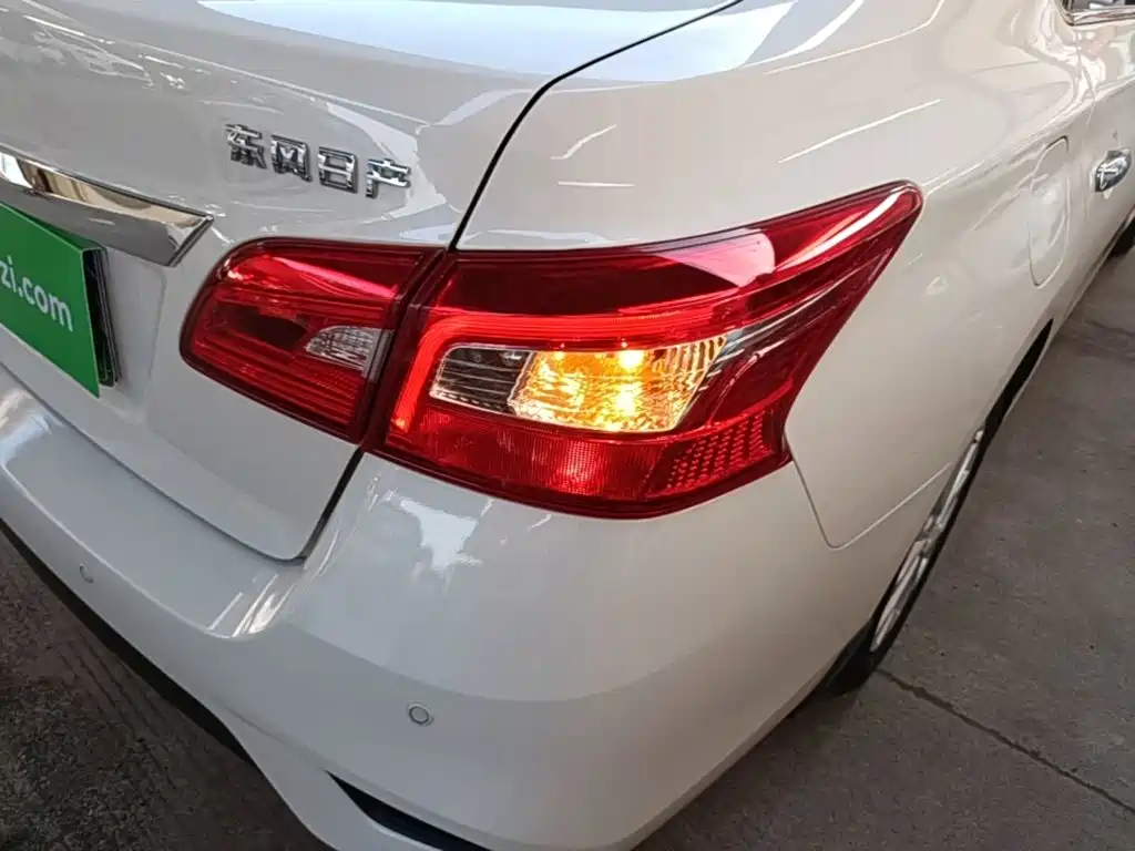 Nissan Sylphy — миниатюра 8