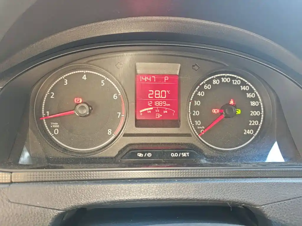 Volkswagen Santana — миниатюра 12