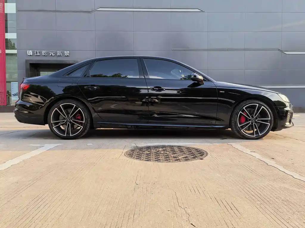 Audi A4L — миниатюра 3