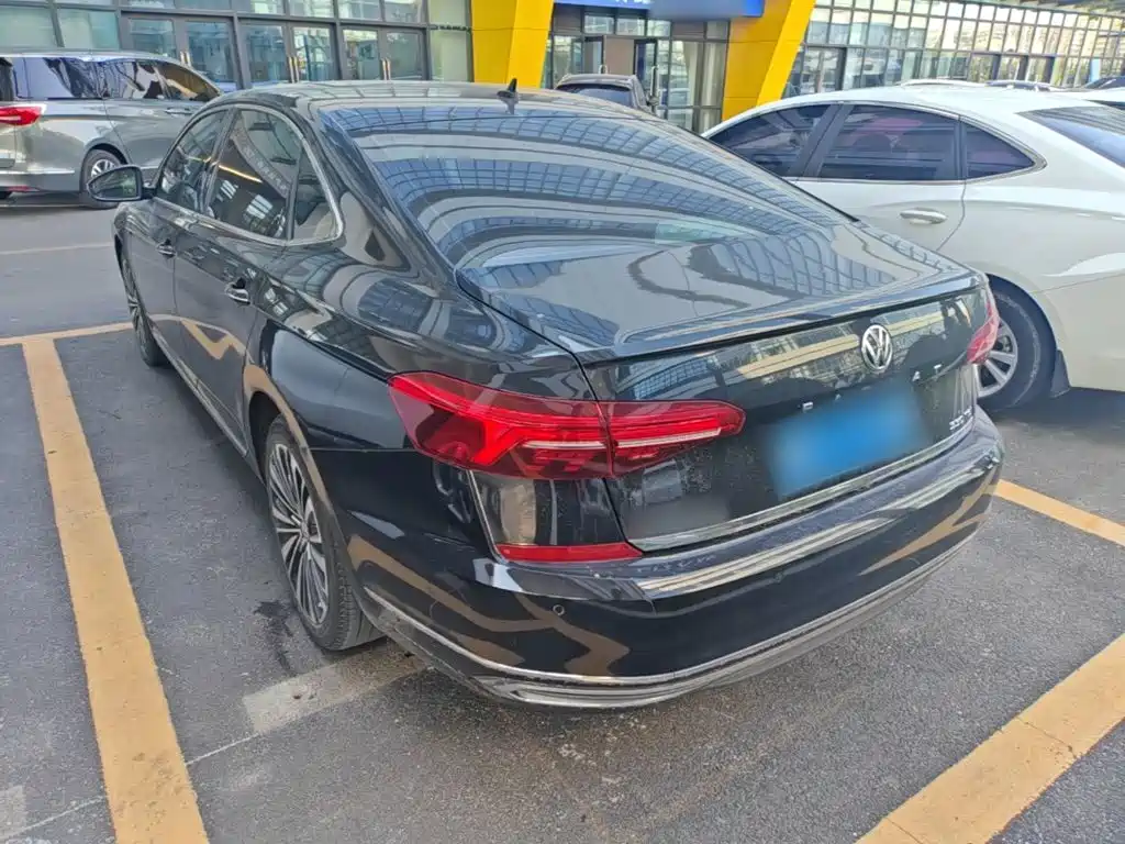 Volkswagen Passat — миниатюра 5
