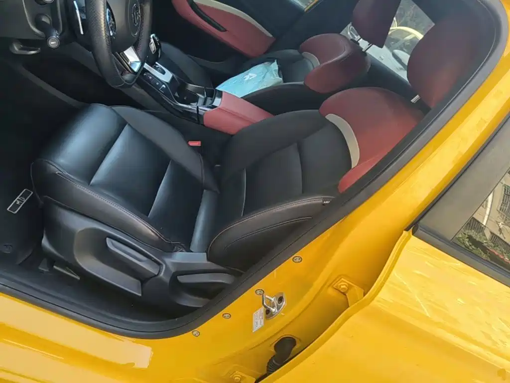 MG MG5 — миниатюра 15