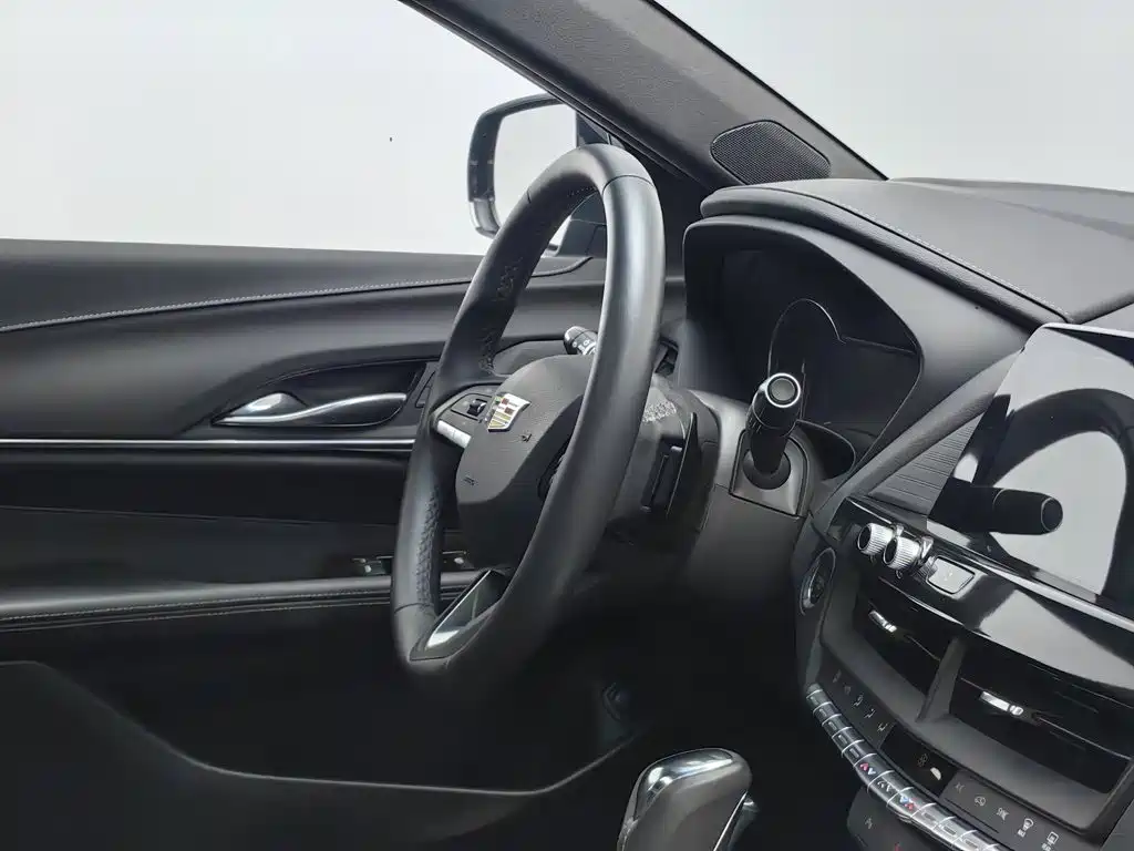 Cadillac CT4 — миниатюра 22