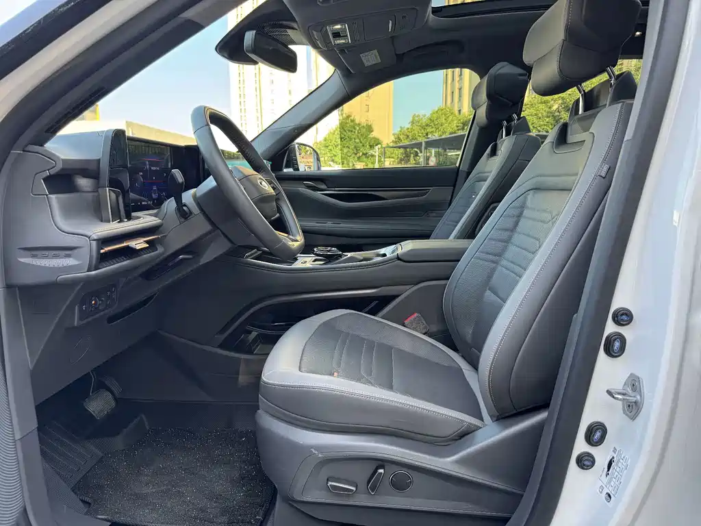 Ford Edge — миниатюра 14