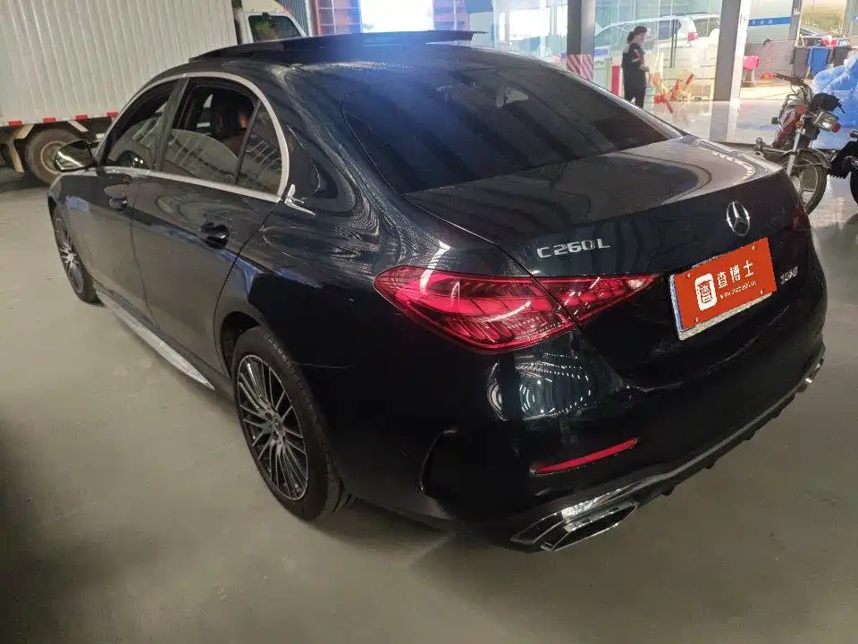 Mercedes-Benz C-Class — миниатюра 3