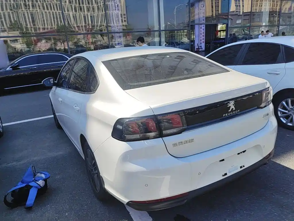 Peugeot 308 — миниатюра 5