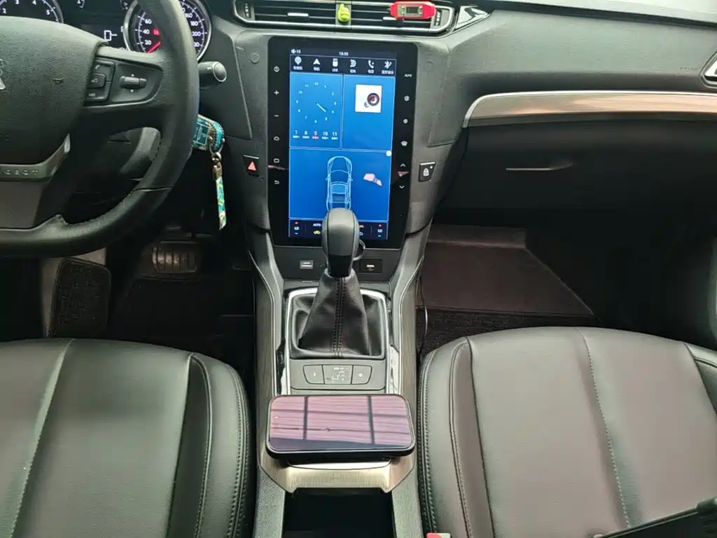 Peugeot 408 — миниатюра 14