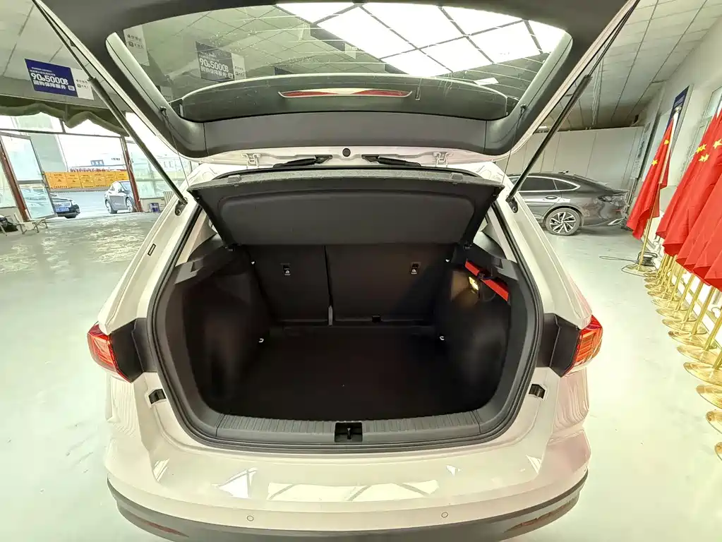 Volkswagen Tharu — миниатюра 16