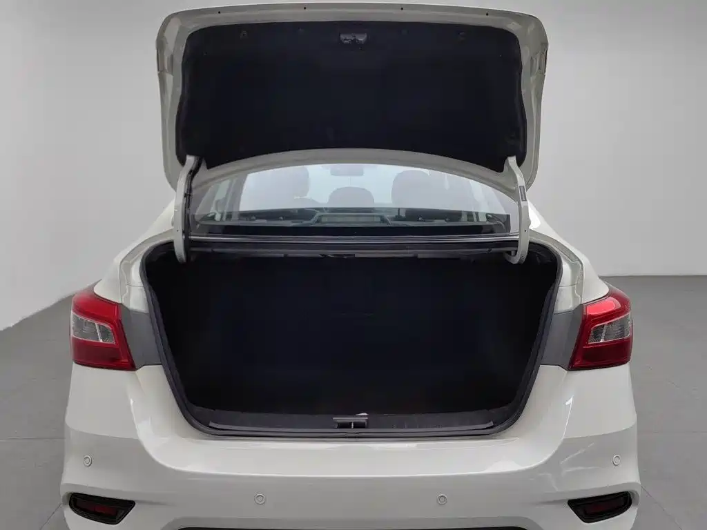 Nissan Sylphy — миниатюра 16