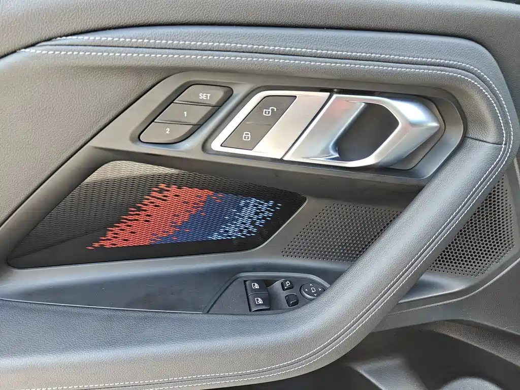 BMW M2 — миниатюра 4