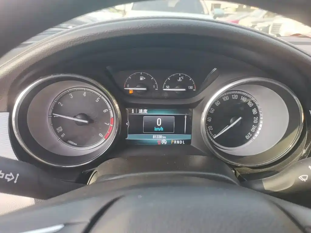 Buick Verano — миниатюра 12
