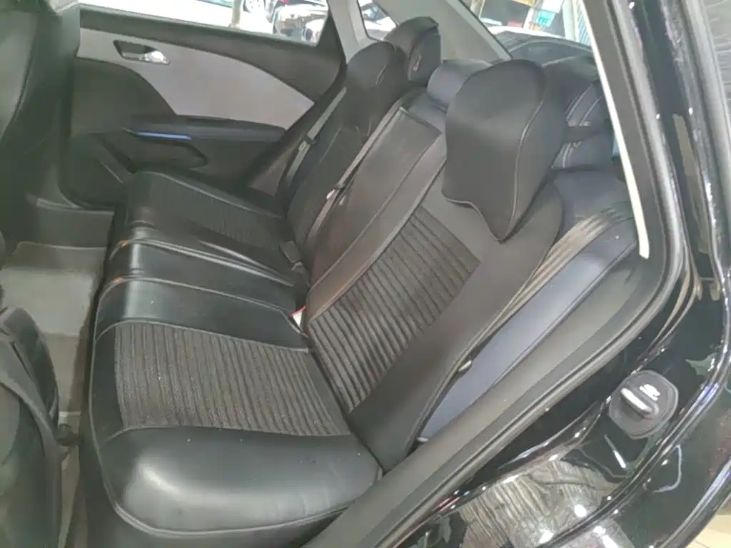 Chevrolet Monza — миниатюра 17