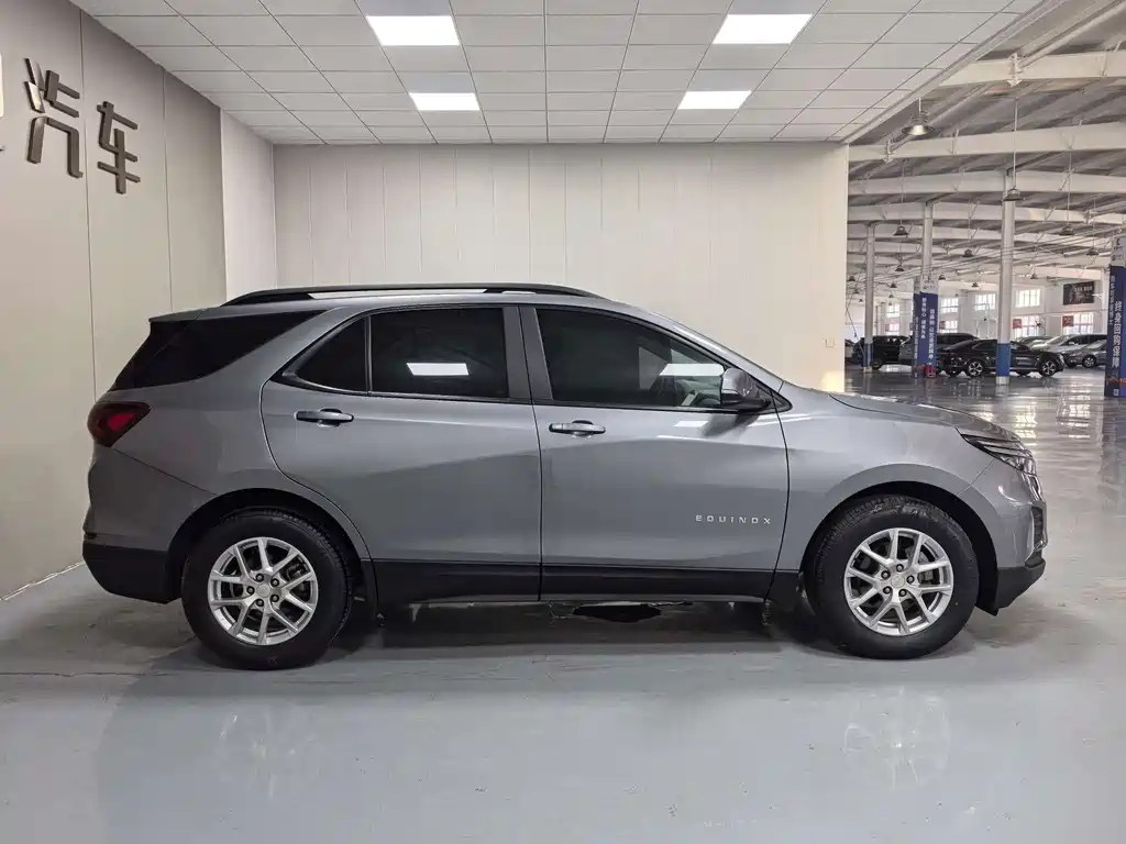Chevrolet Equinox — миниатюра 8