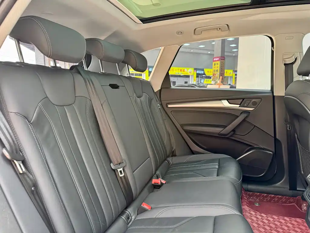 Audi Q5L — миниатюра 11