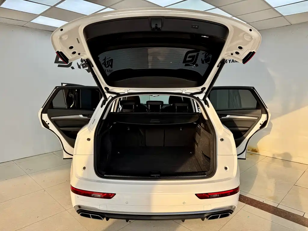 Audi Q5L — миниатюра 21