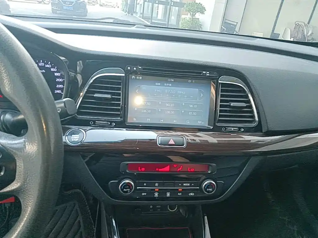 Kia K4 — миниатюра 13