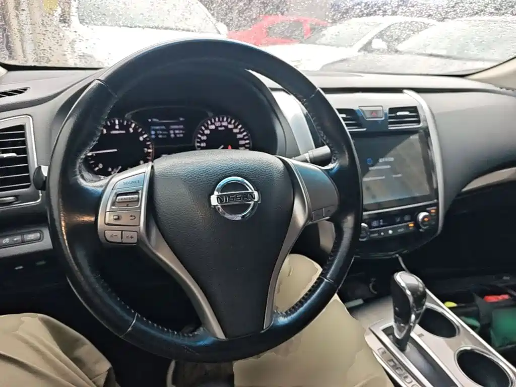 Nissan Teana — миниатюра 10