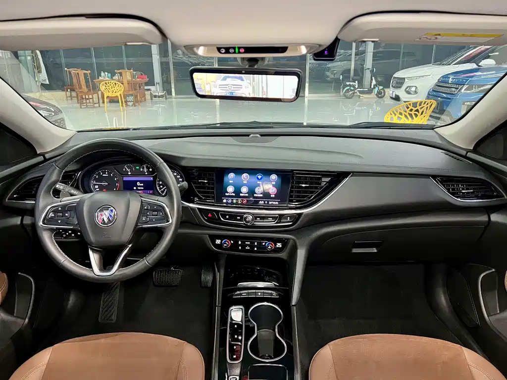 Buick Regal — миниатюра 9