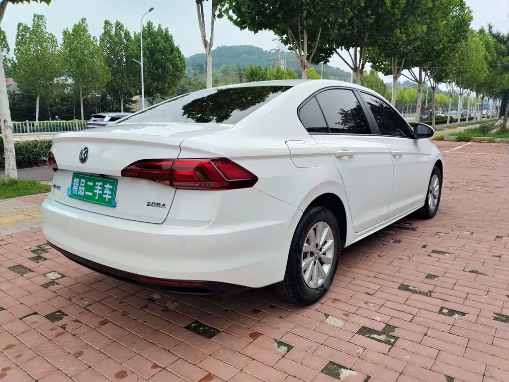 Volkswagen Bora — миниатюра 4