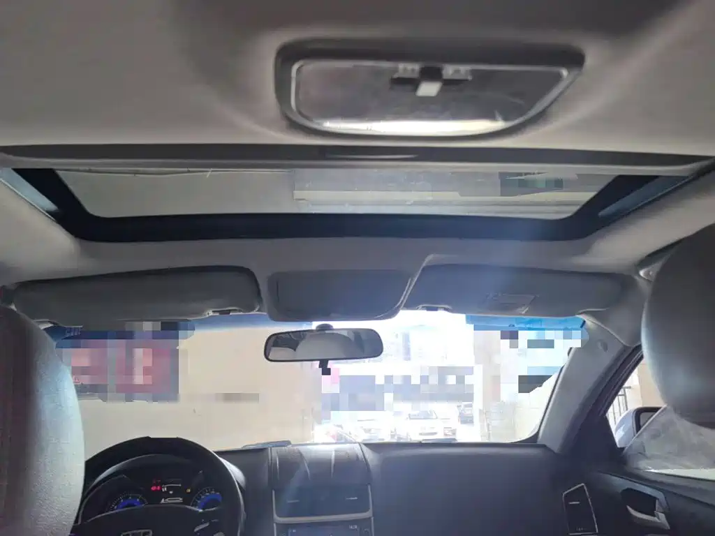 Geely Emgrand — миниатюра 18