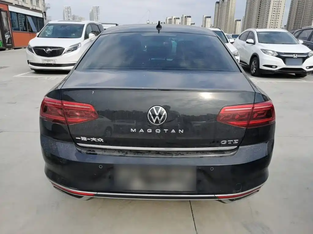 Volkswagen Magotan PHEV — миниатюра 6