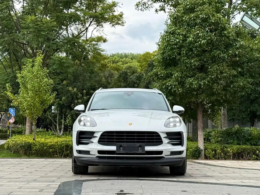 Porsche Macan — миниатюра 2