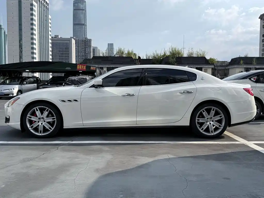 Maserati Quattroporte — миниатюра 3
