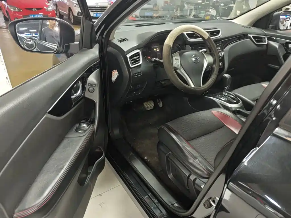 Nissan Qashqai — миниатюра 21