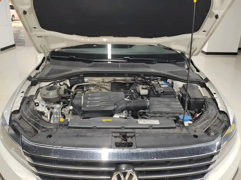 Volkswagen Lavida — миниатюра 10
