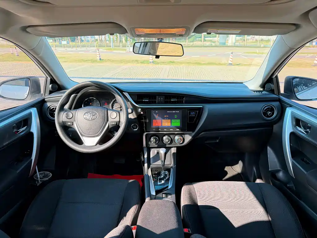 Toyota Corolla — миниатюра 9