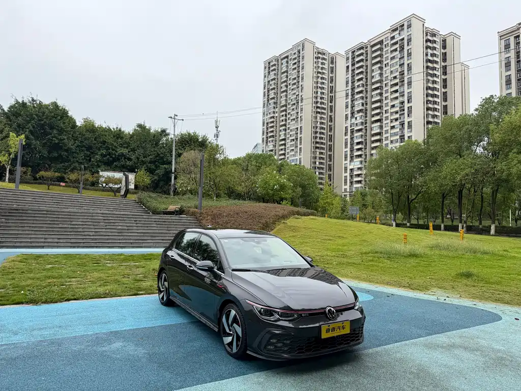 Volkswagen Golf GTI — миниатюра 8
