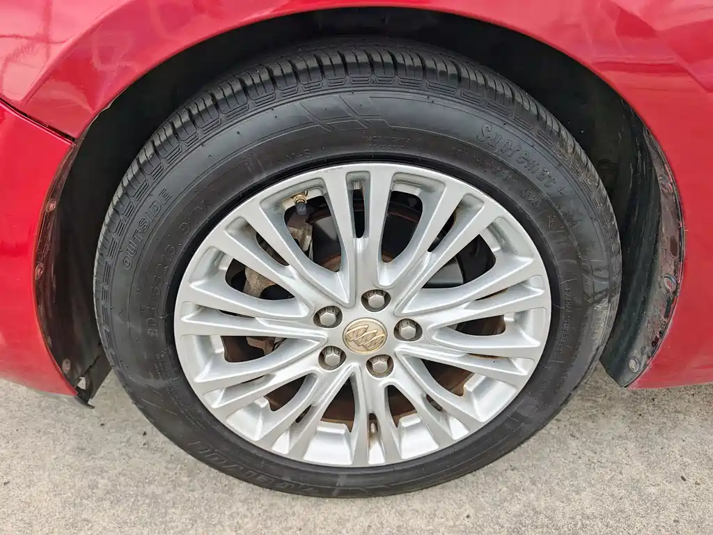 Buick Excelle — миниатюра 8