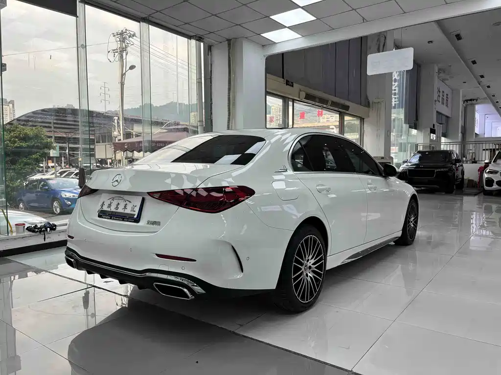 Mercedes-Benz C-Class — миниатюра 5