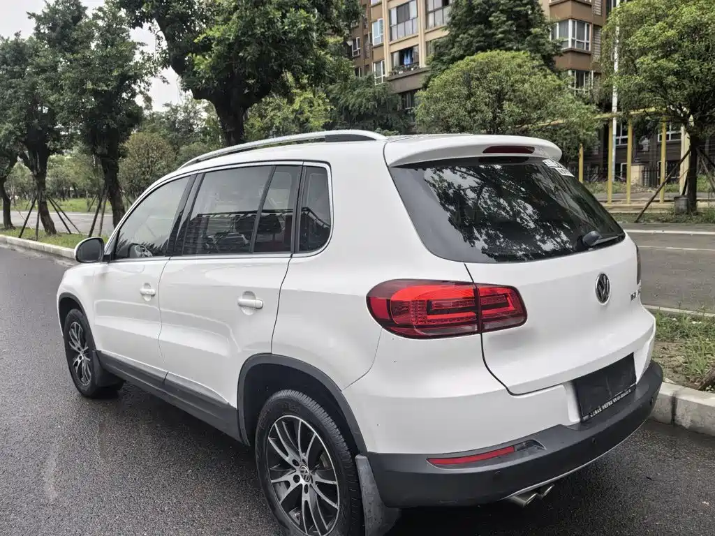 Volkswagen Tiguan — миниатюра 15