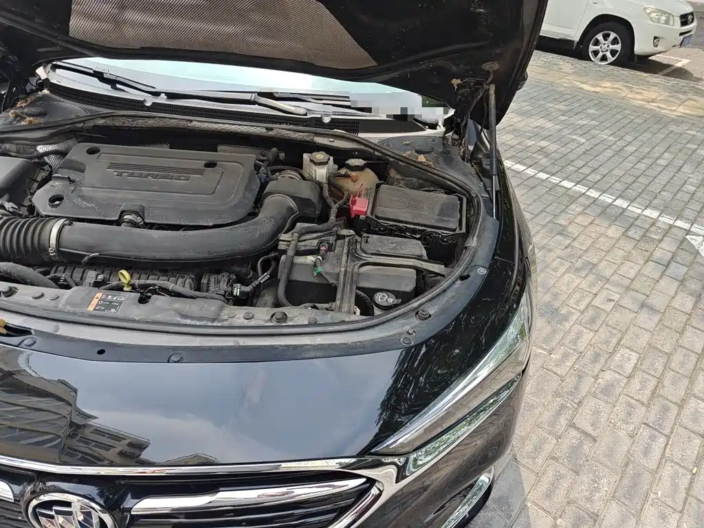 Buick LaCrosse — миниатюра 22