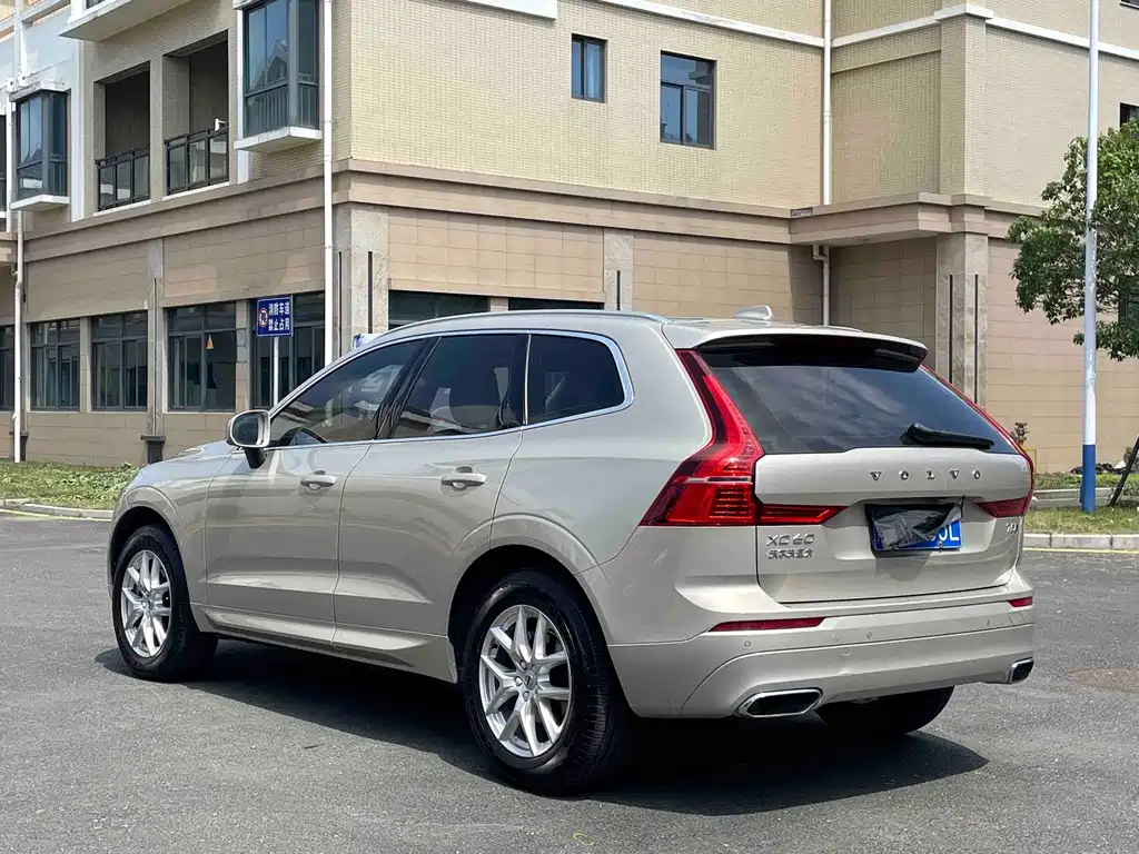 Volvo XC60 — миниатюра 4