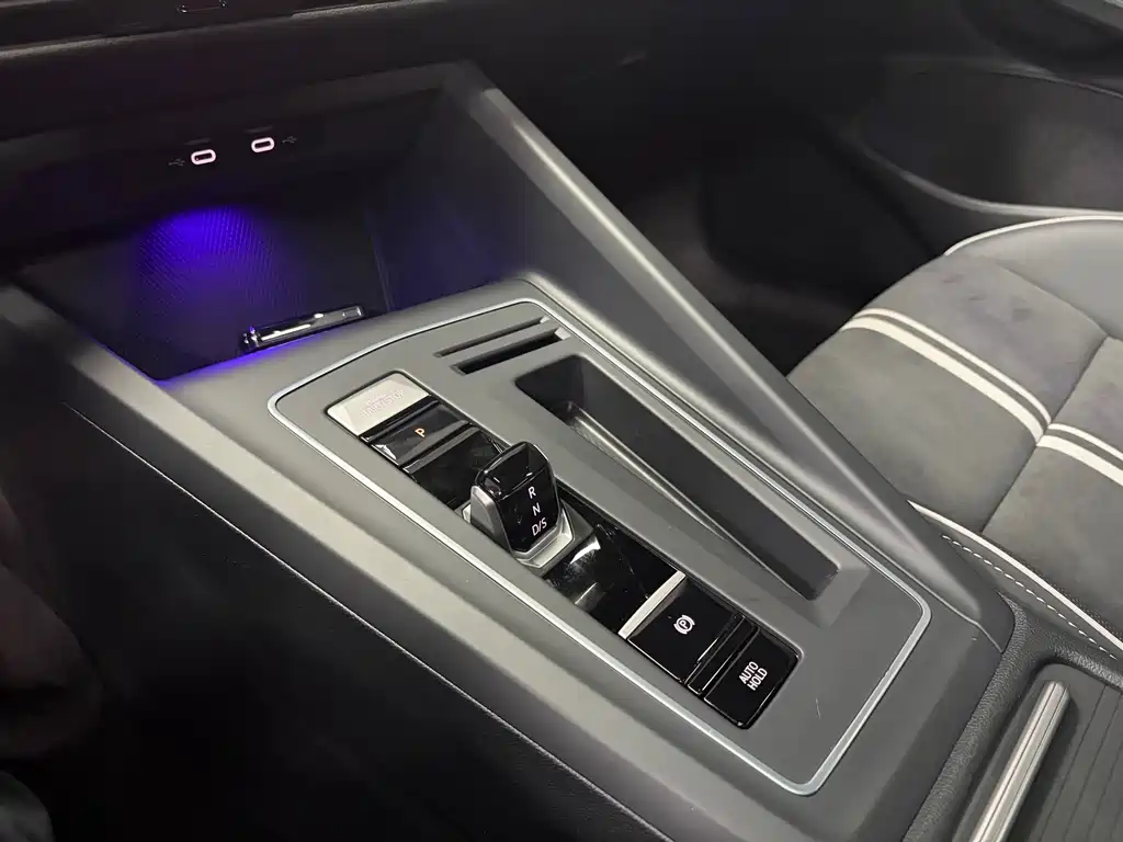 Volkswagen Golf — миниатюра 14