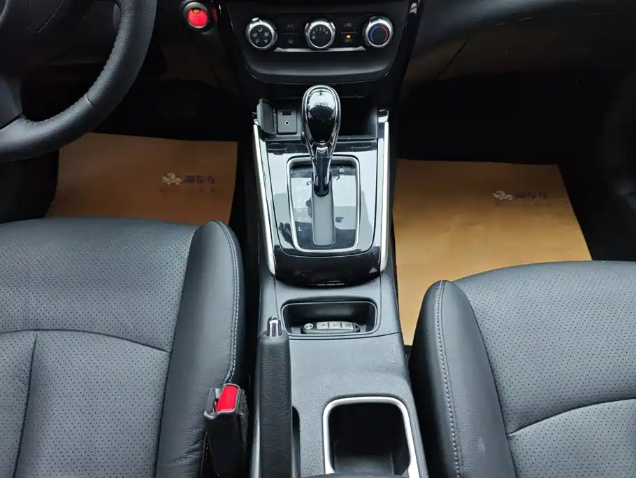 Nissan Sylphy — миниатюра 16