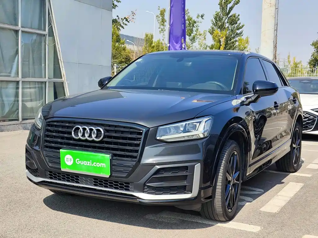 Audi Q2L — миниатюра 2