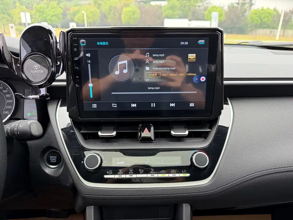 Toyota Frontlander — миниатюра 14