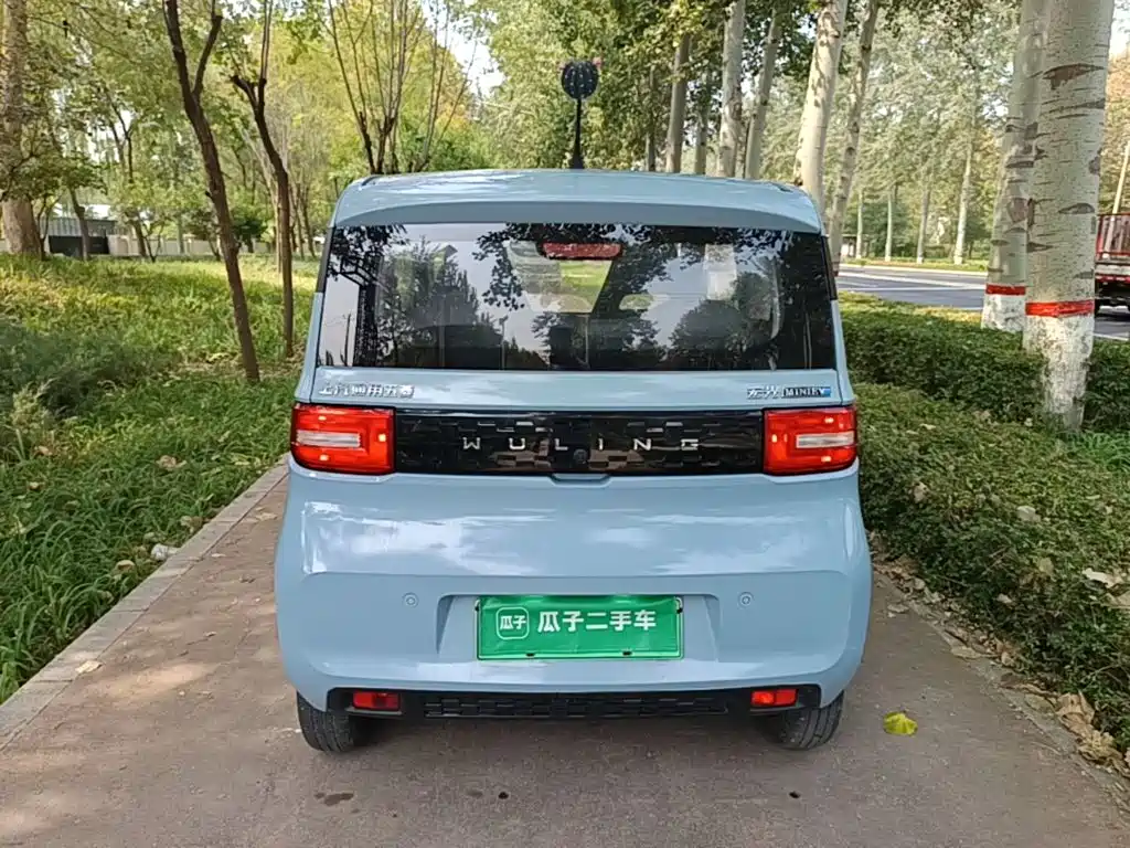 Wuling MINIEV — миниатюра 6