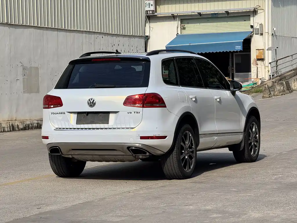 Volkswagen Touareg — миниатюра 3