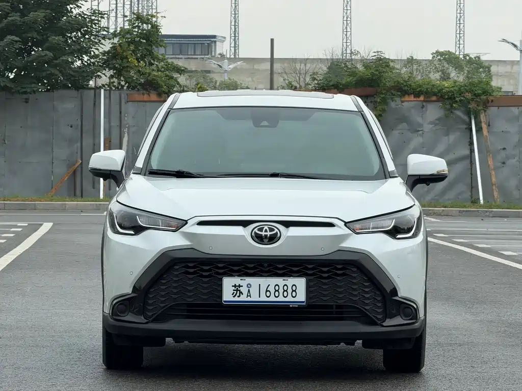 Toyota Frontlander — миниатюра 2