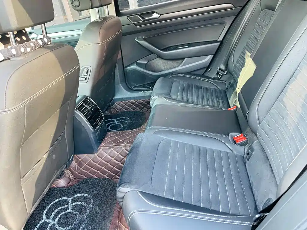 Volkswagen Magotan — миниатюра 10