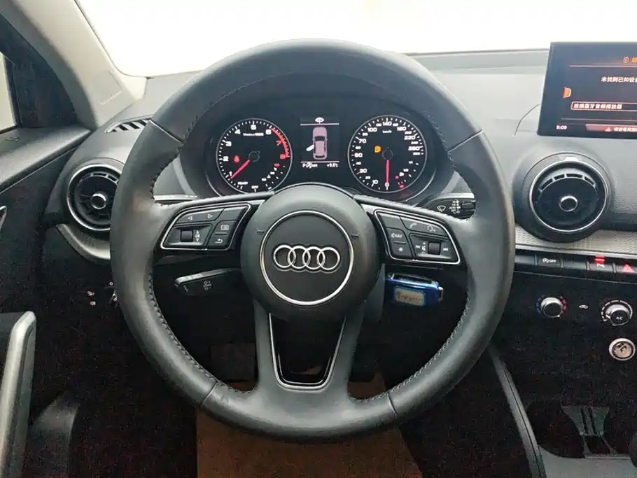 Audi Q2L — миниатюра 15