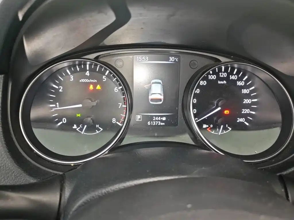 Nissan Qashqai — миниатюра 12